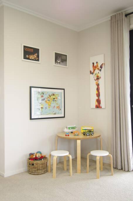 House In Hamilton Villa ภายนอก รูปภาพ