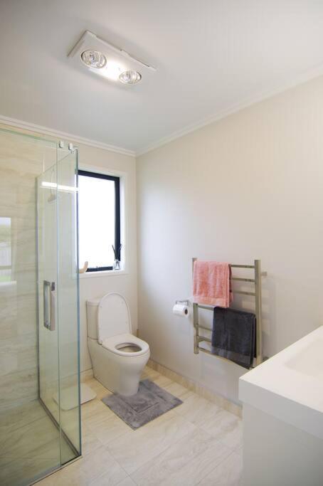 House In Hamilton Villa ภายนอก รูปภาพ