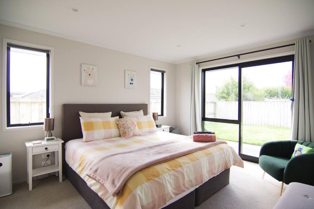 House In Hamilton Villa ภายนอก รูปภาพ